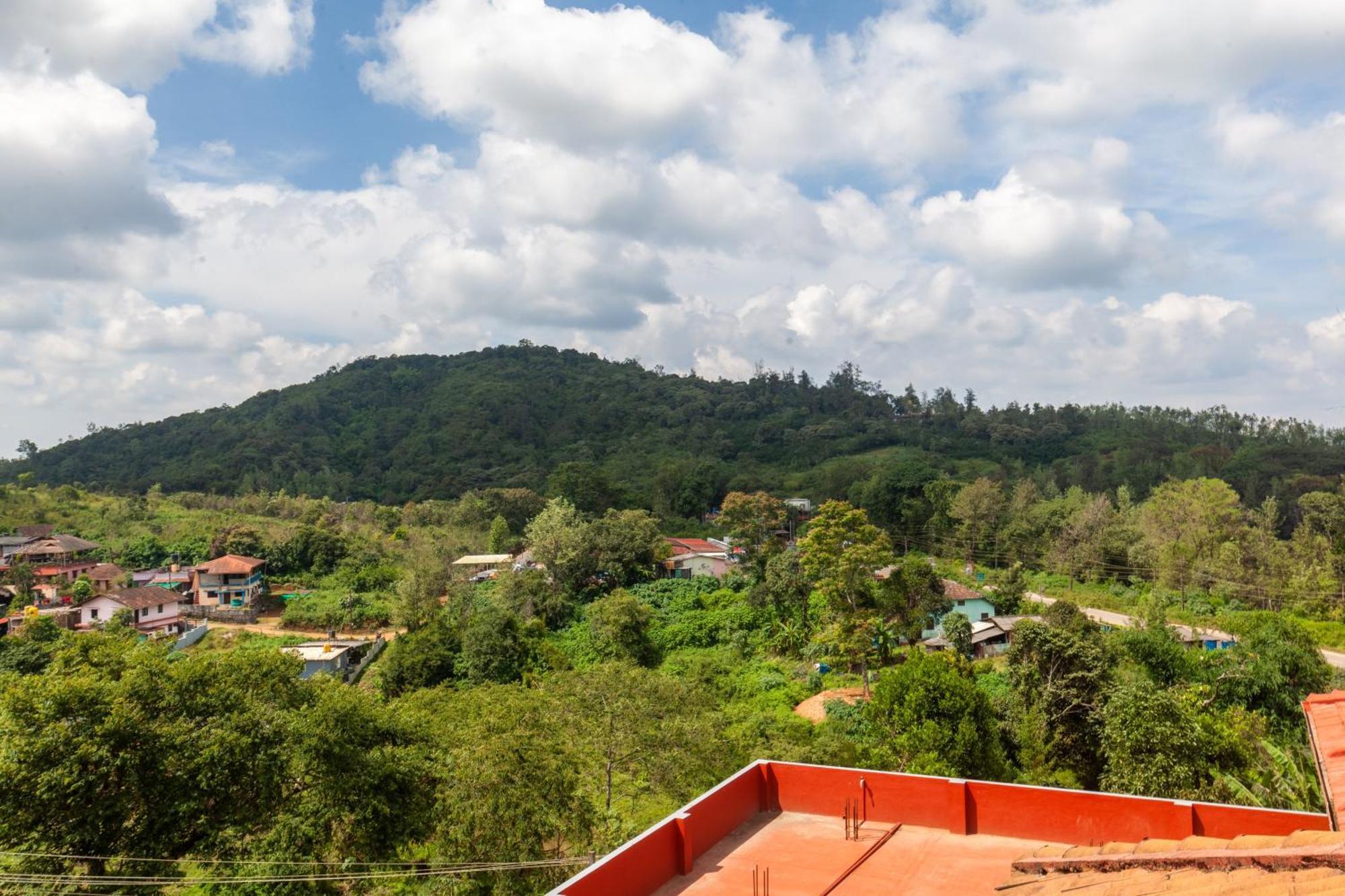 Treebo Vrindavan, 3 Km From Madikeri Fort 외부 사진